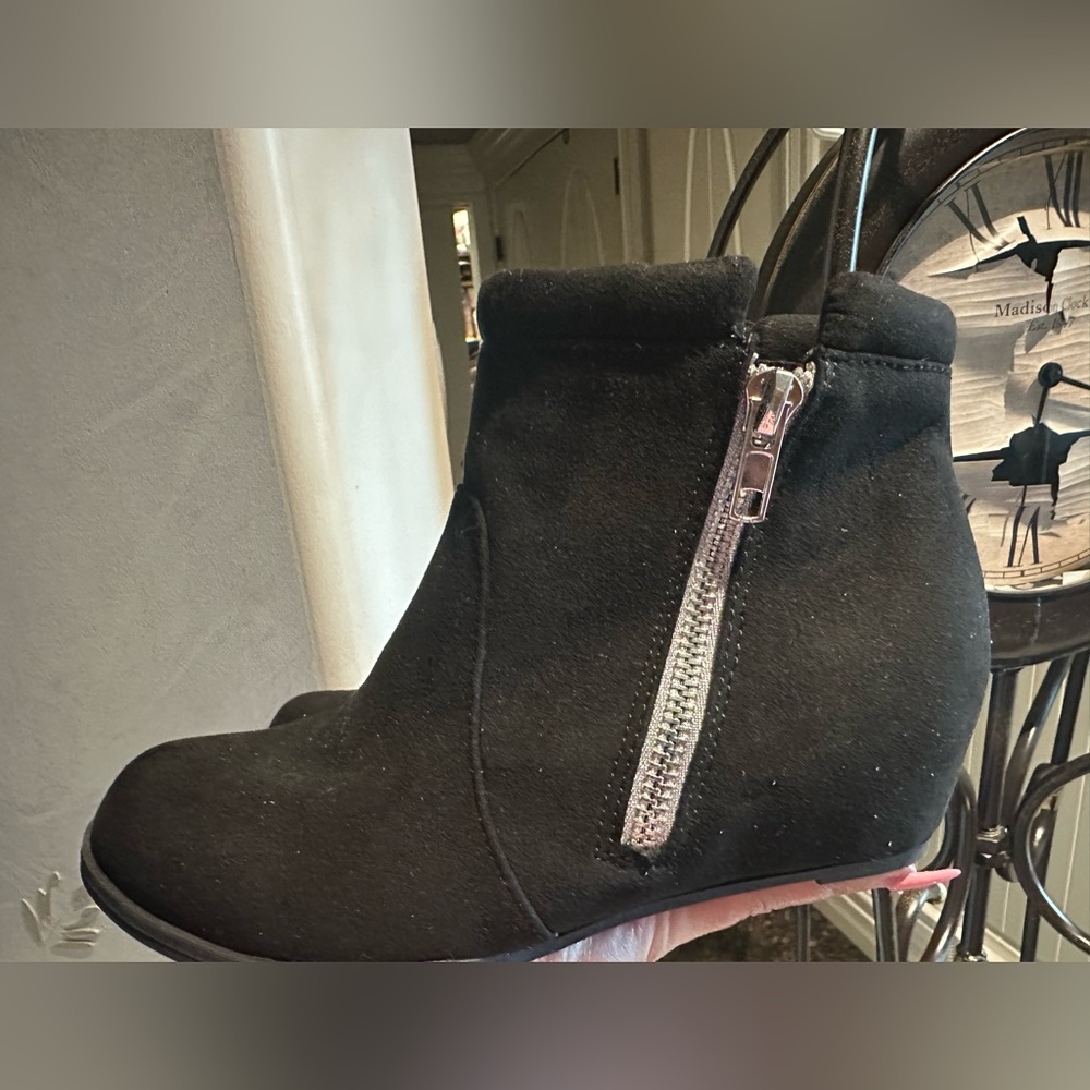 Little Girls Black Suede Ankle Boots